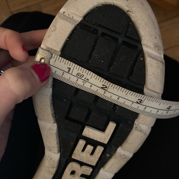 Sorel suede boots - Picture 5 of 5